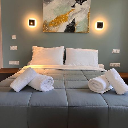 Diamante Beachfront Suites Xylokastro Buitenkant foto