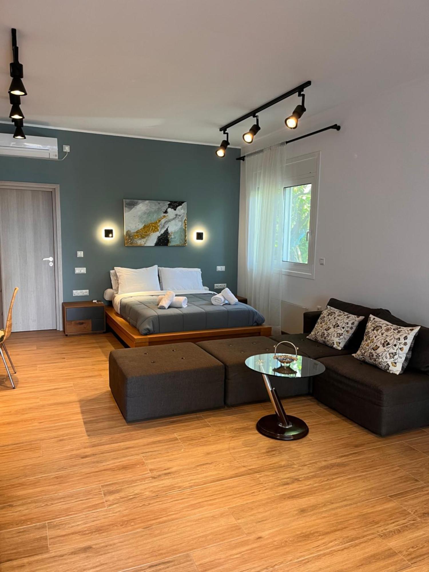 Diamante Beachfront Suites Xylokastro Buitenkant foto