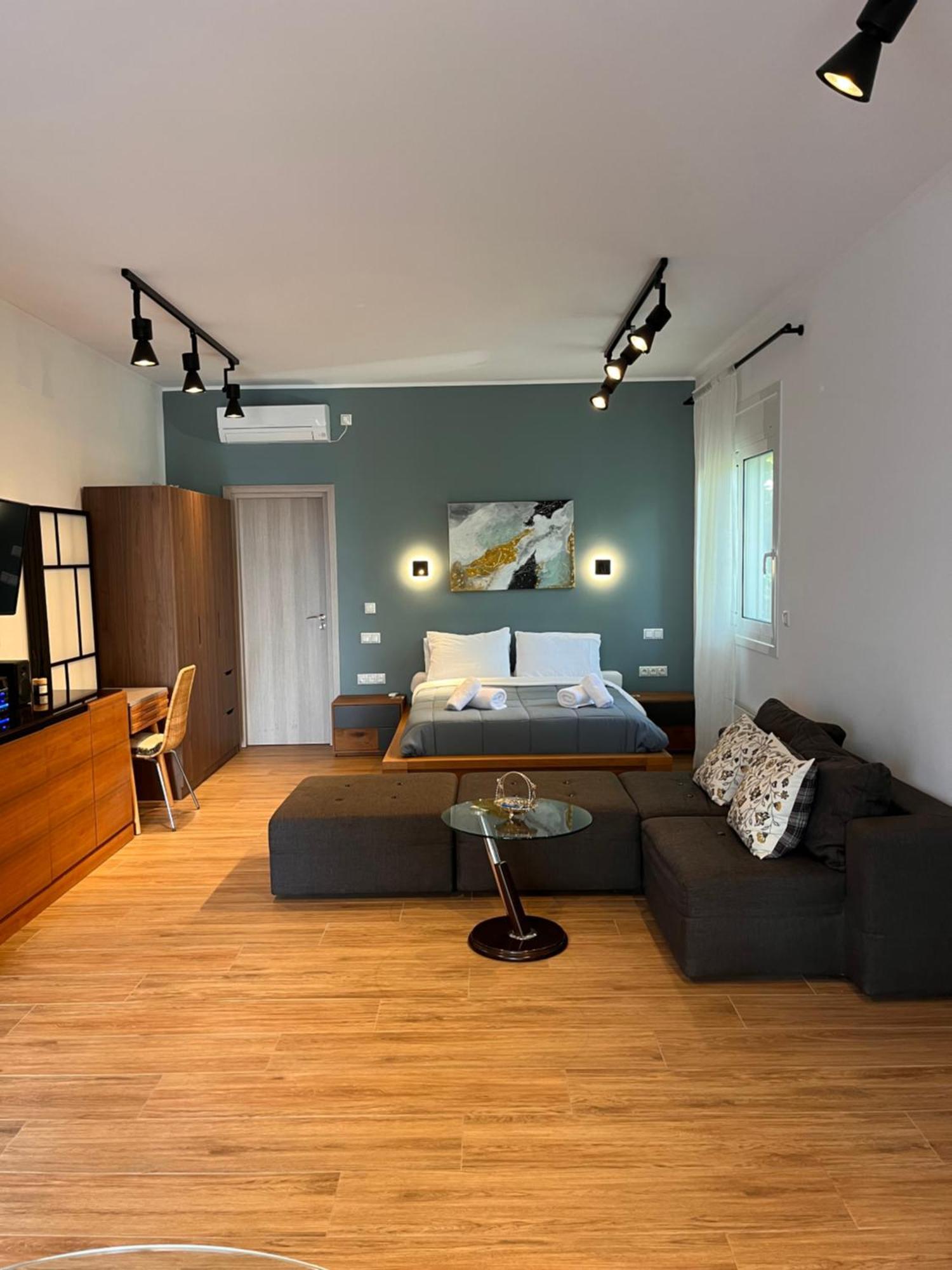 Diamante Beachfront Suites Xylokastro Buitenkant foto