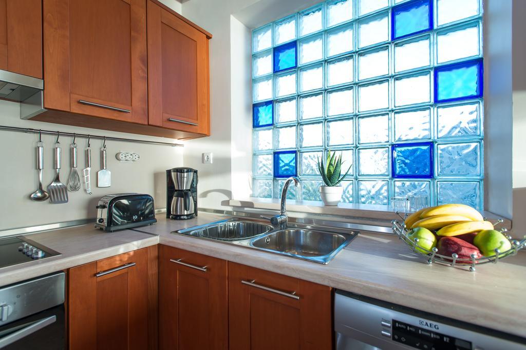 Diamante Beachfront Suites Xylokastro Buitenkant foto