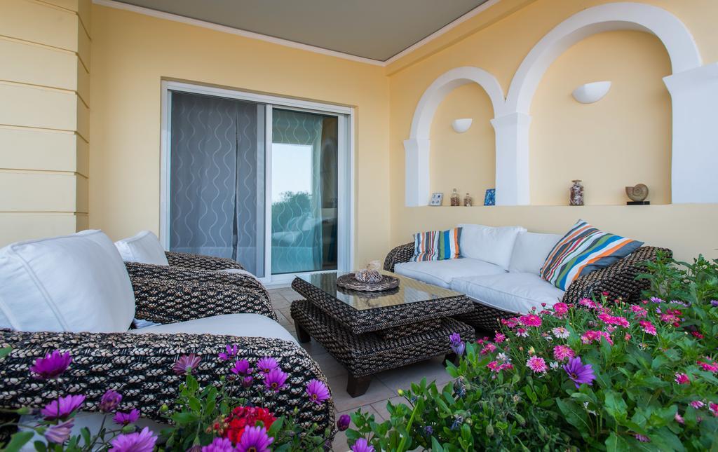 Diamante Beachfront Suites Xylokastro Buitenkant foto