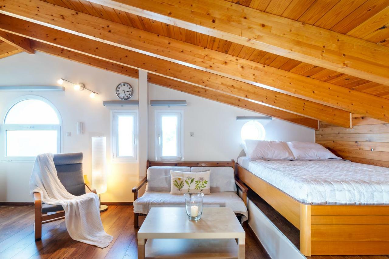 Diamante Beachfront Suites Xylokastro Buitenkant foto